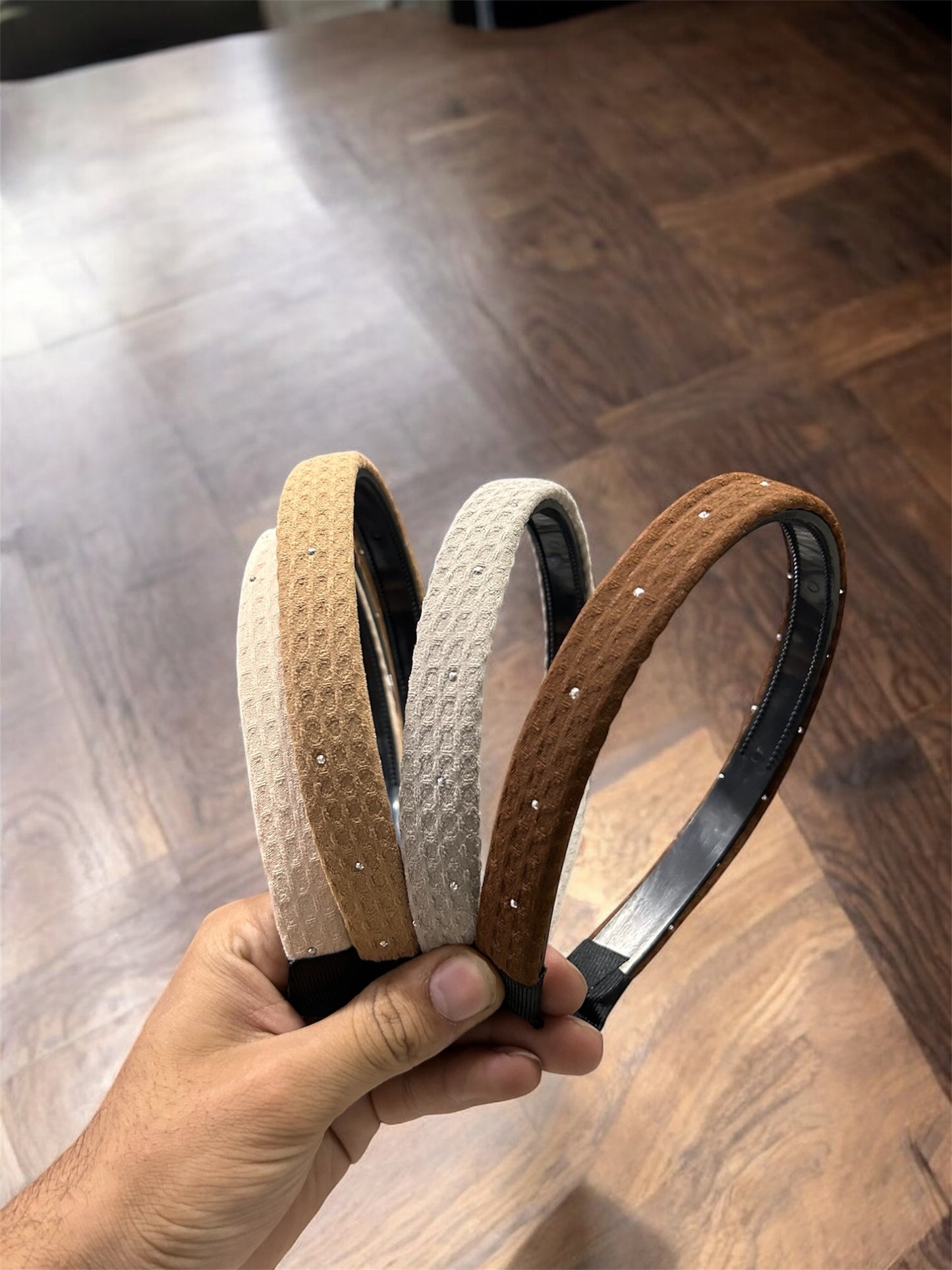 β¨ Minimal Crystal Textured Hairbands β¨( pack of 12)