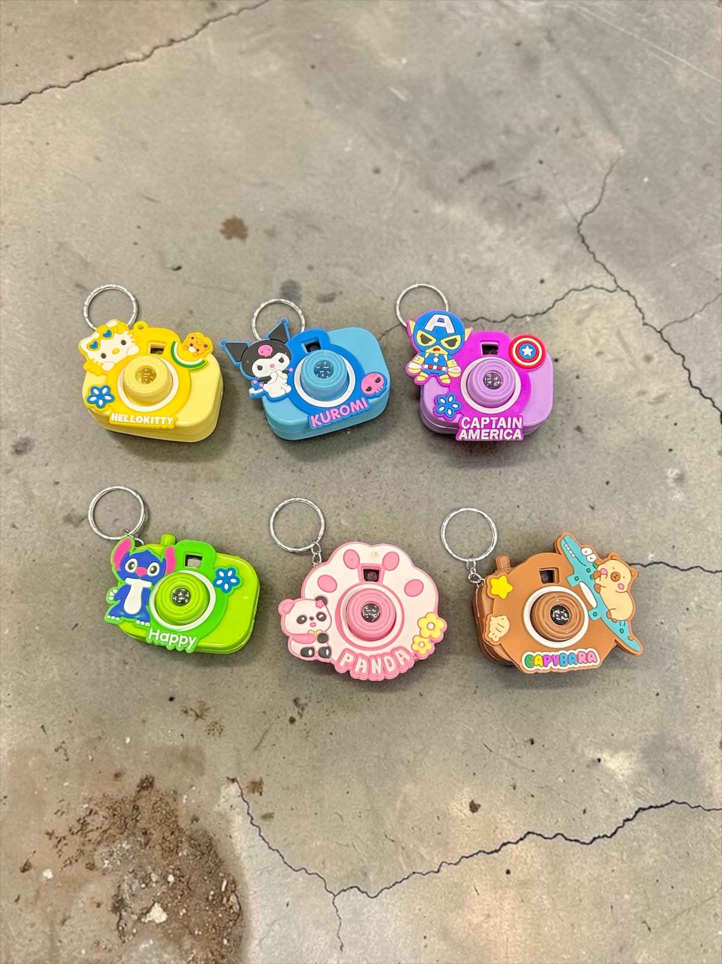 Camera projecter keychain (pack of 12)