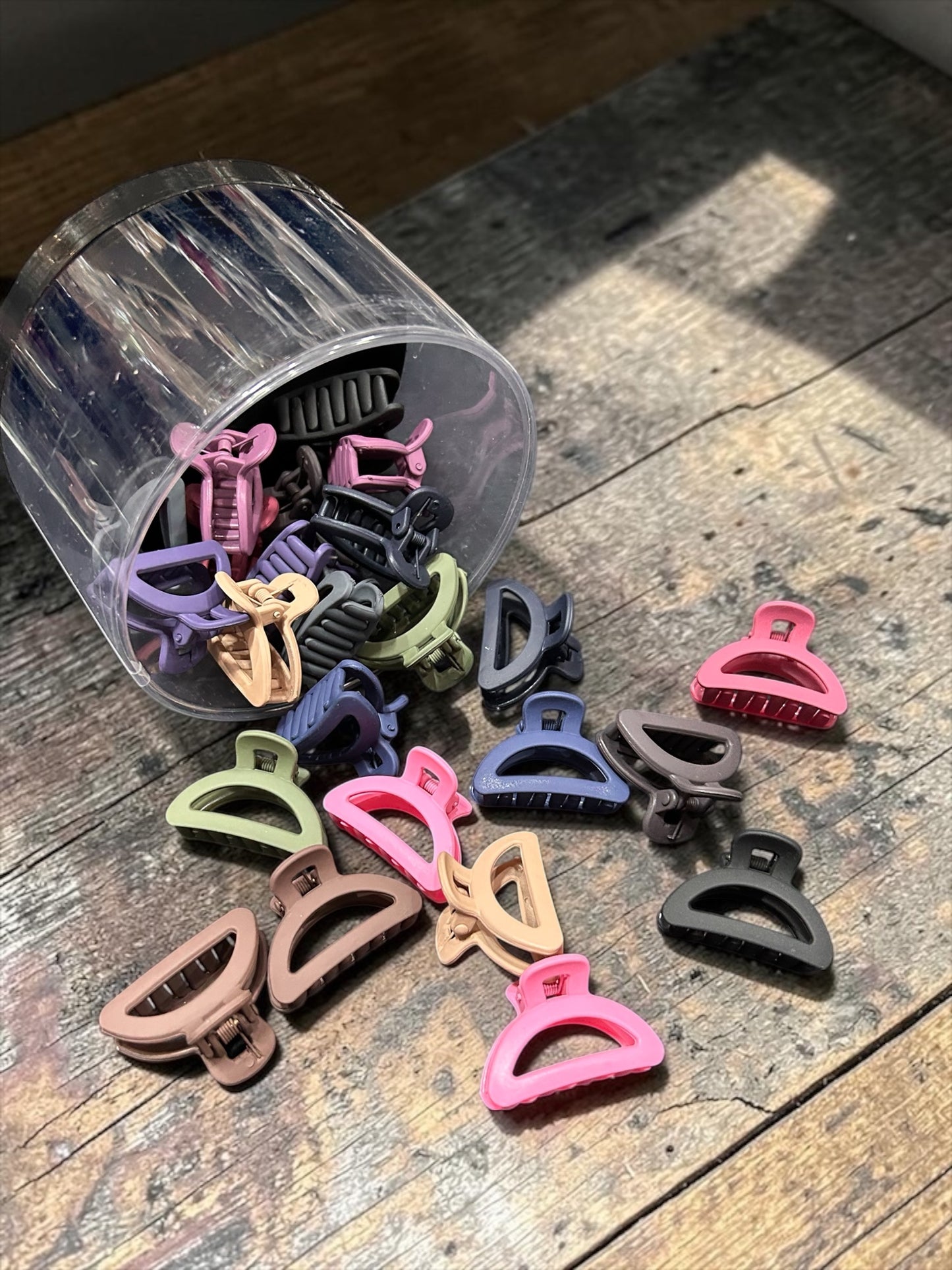 Korean jar claw clip(pack of 24 piece)