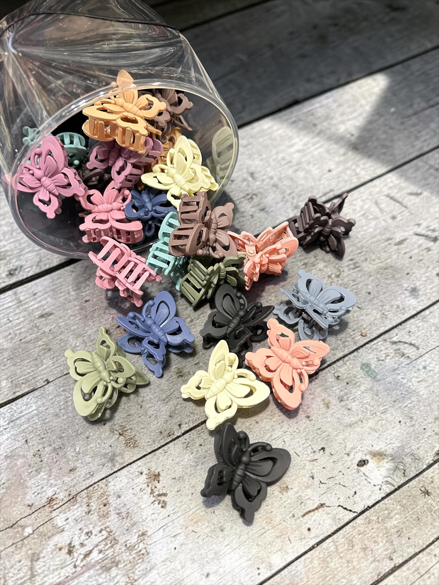 Korean jar claw clip(pack of 24 piece)