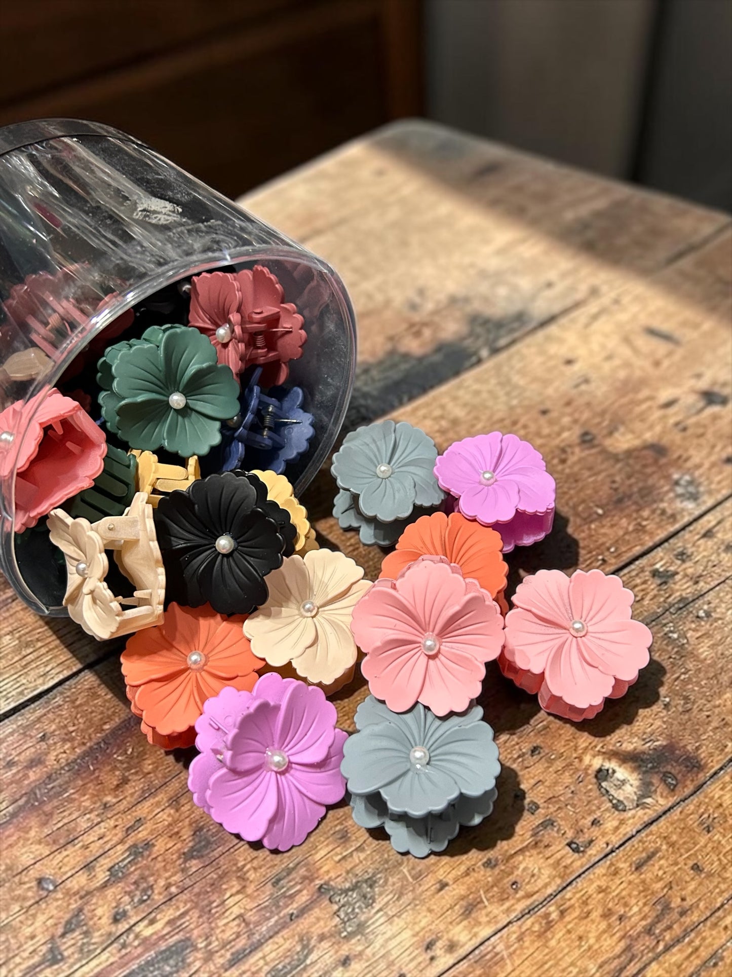 Korean jar claw clip(pack of 24 piece)