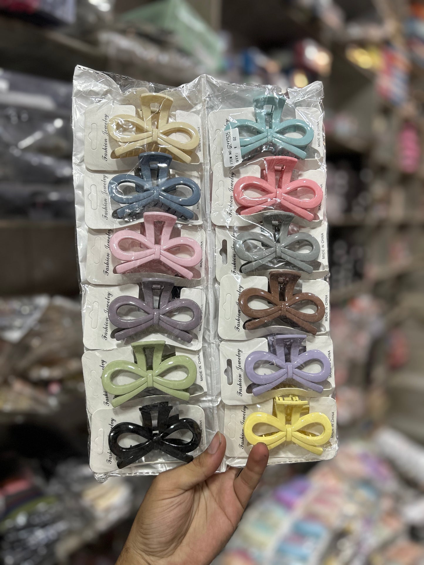Premium Korean Hair Claw Clips Collection – Assorted Fashion Hair Accessories for Women & Girls(pack of 12)