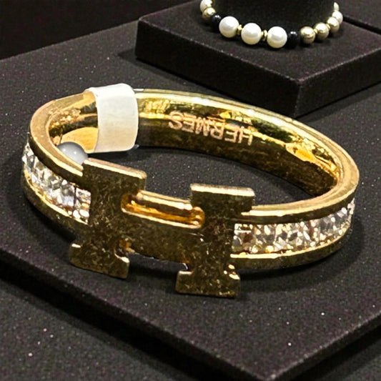 Anti-Tarnish Gold Plated Crystal H-Lock Adjustable Ring – Luxury Statement Band