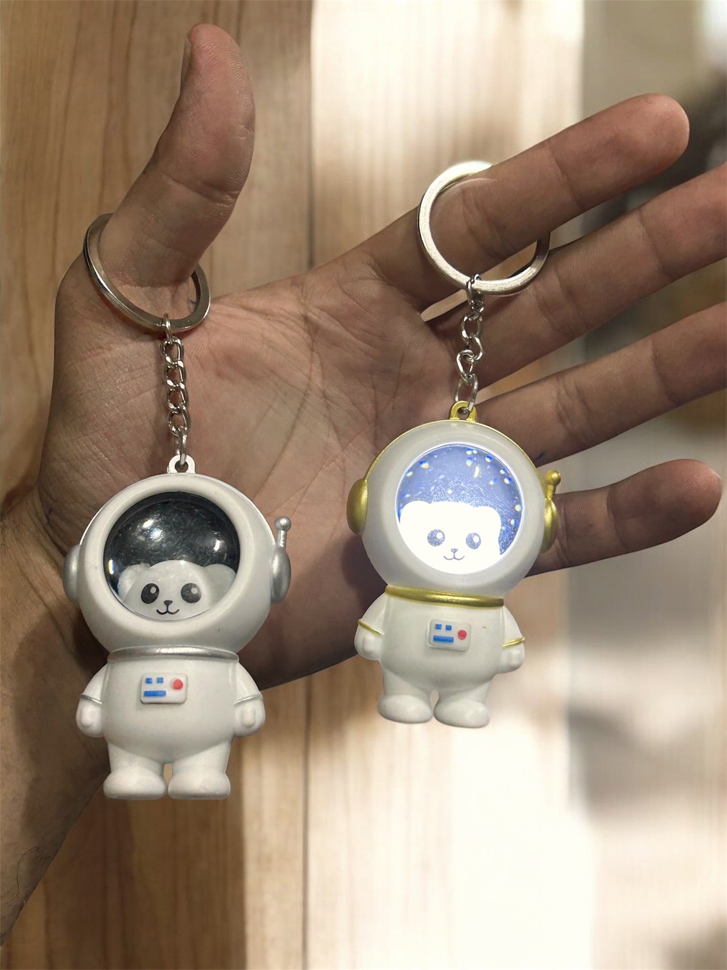 Cute Astronaut Bear Keychain – Space Theme Cartoon Key Ring Charm( pack of 6)