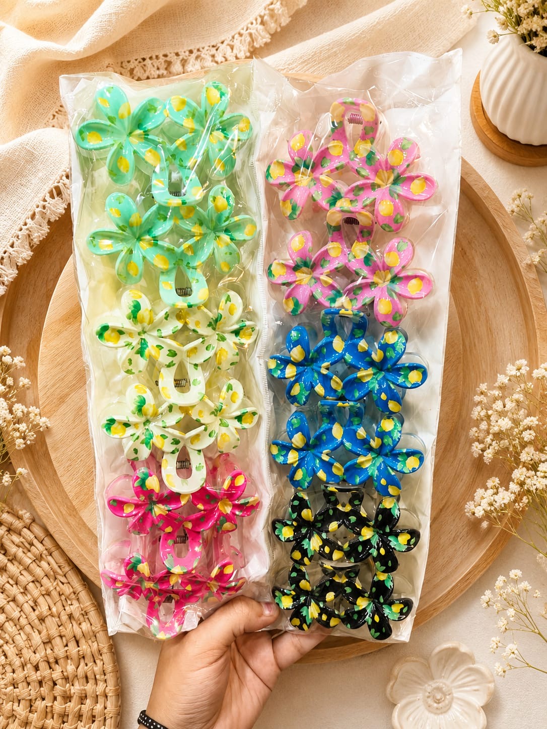 Korean clutcher for girls (pack of 12)
