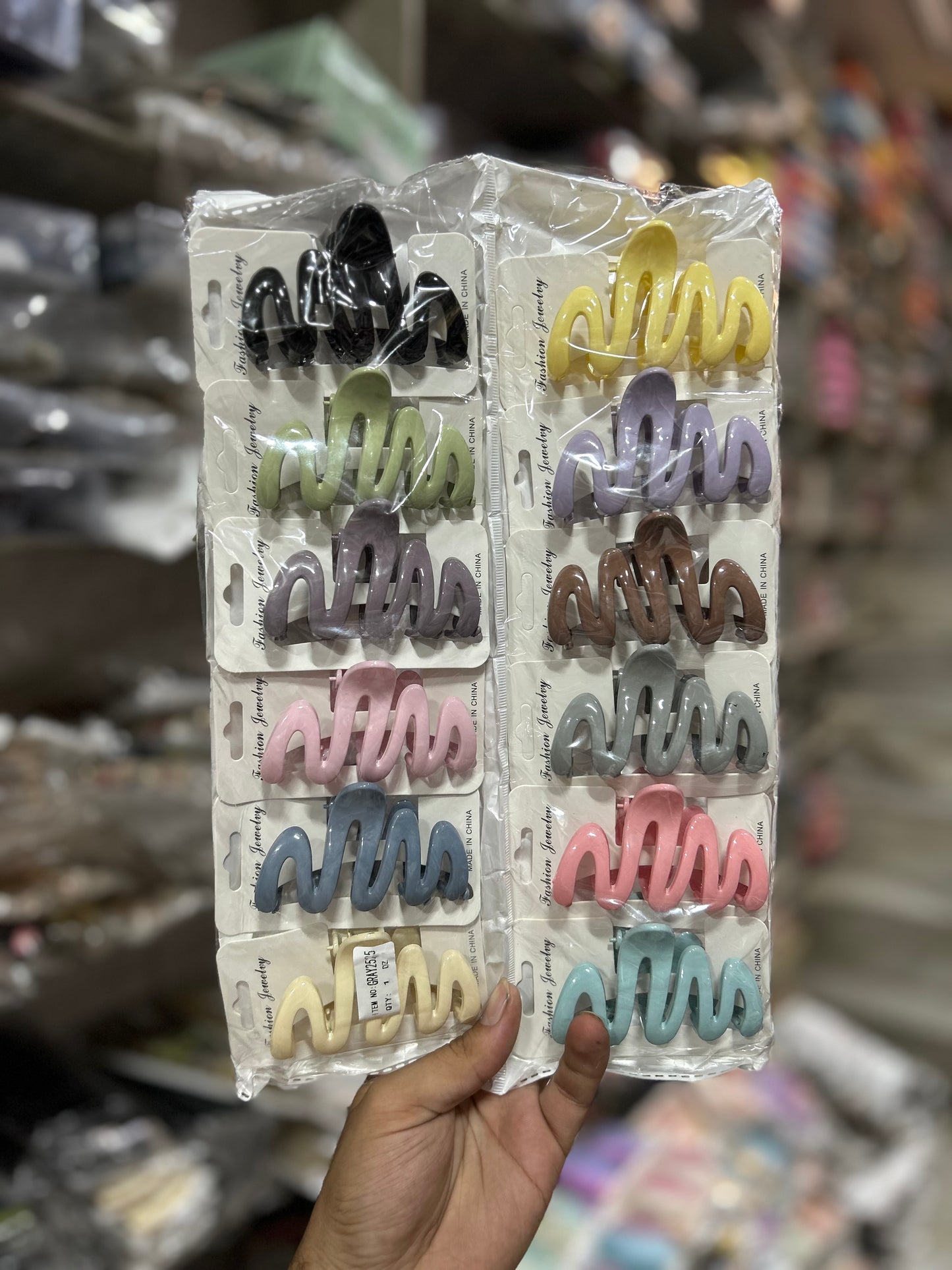 Premium Korean Hair Claw Clips Collection – Assorted Fashion Hair Accessories for Women & Girls(pack of 12)
