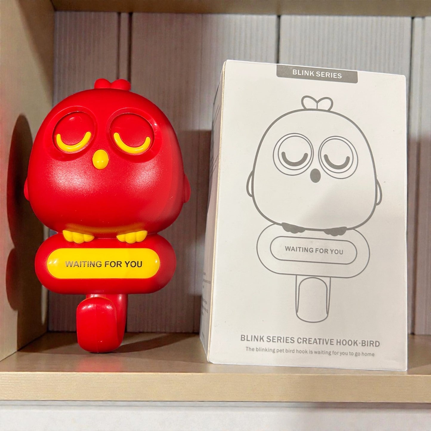 Cartoon Bird Wall Hook with Blinking Eyes keychain stand