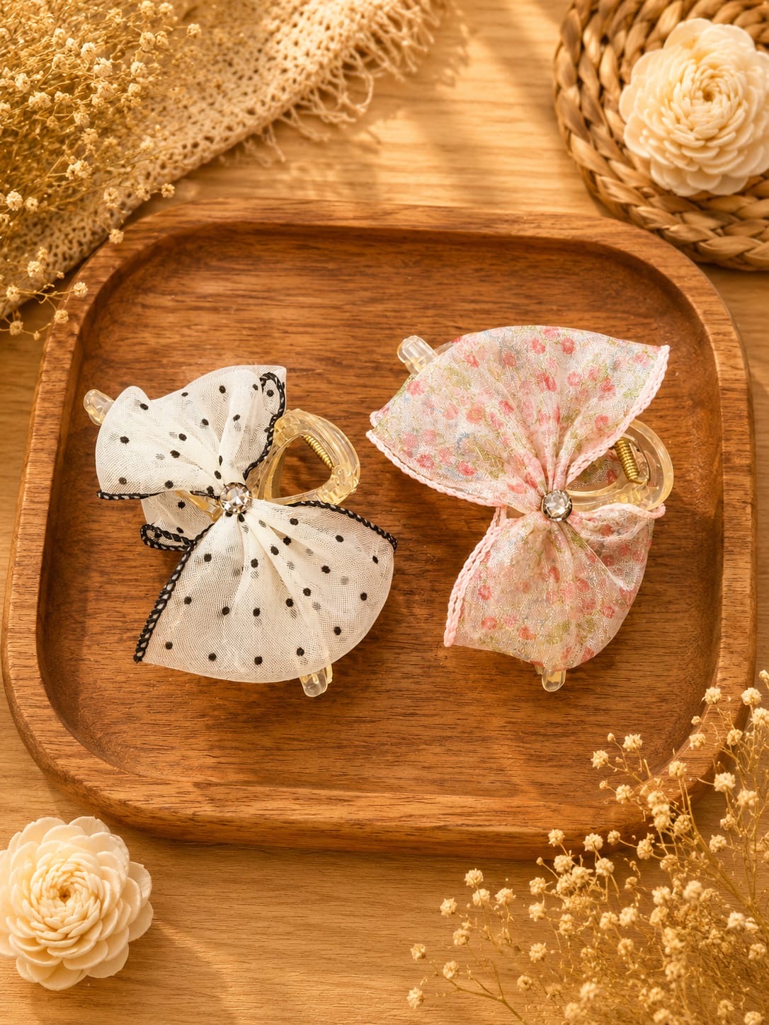 Korean clutcher for girls (pack of 12)