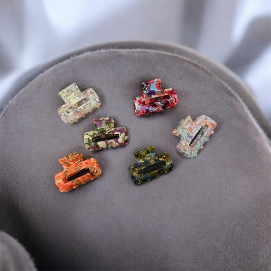 Mini acrylic hair clutcher ( pack of 12)