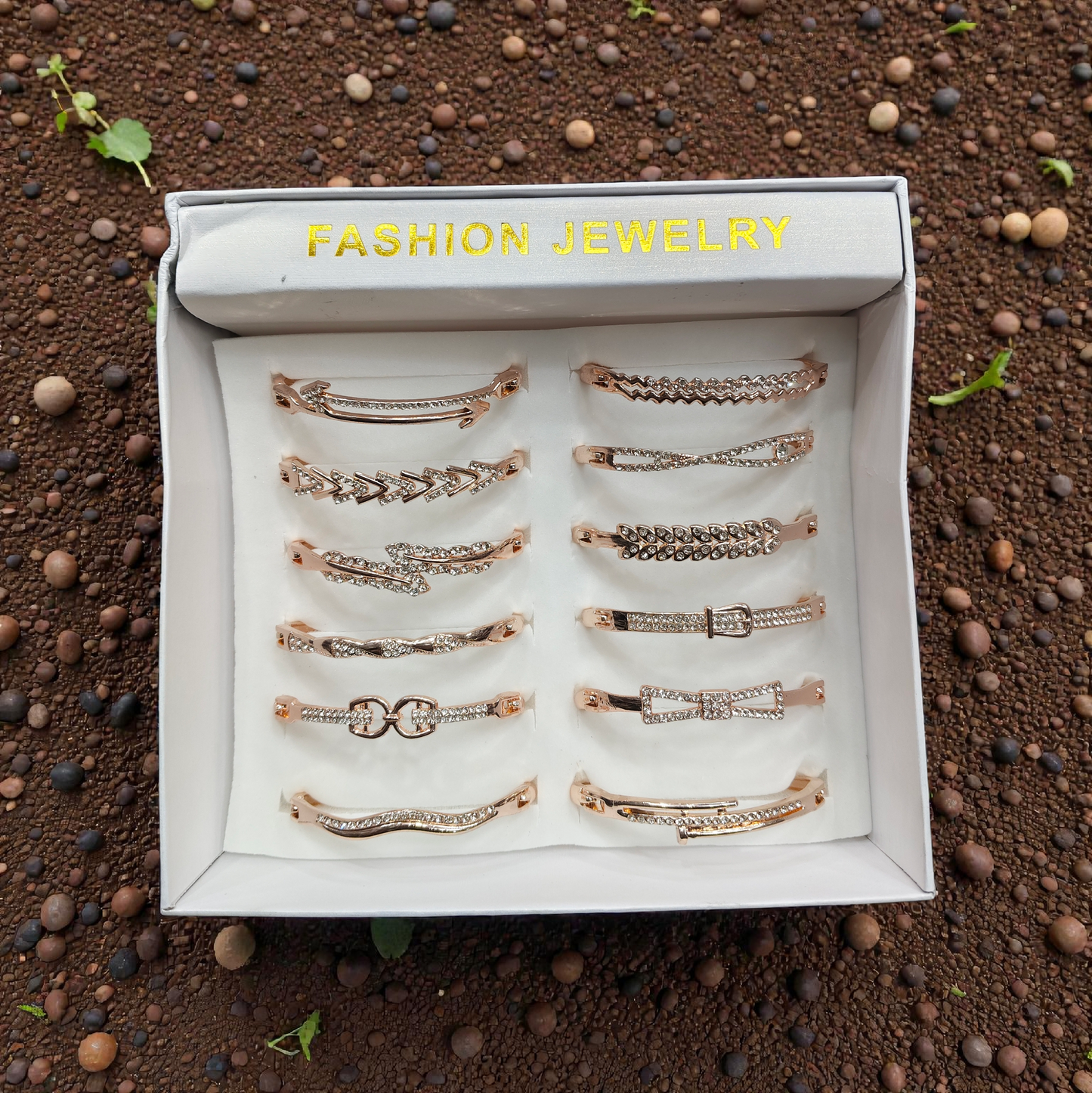 Metal Allow openable bracelet (pack of 12)- Rosegold polish