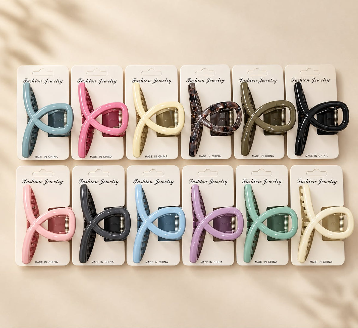 Korean premium clutchers (pack of 12 sets)