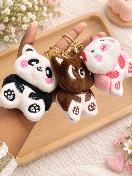 Plushies charms with rosegold keychain (pack of 12 piece)