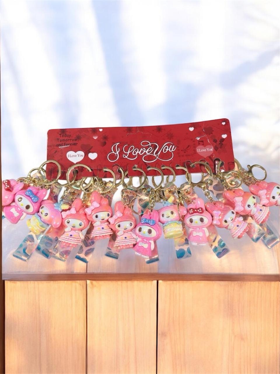 New heavy washable shiny keychain set ( pack of 12)