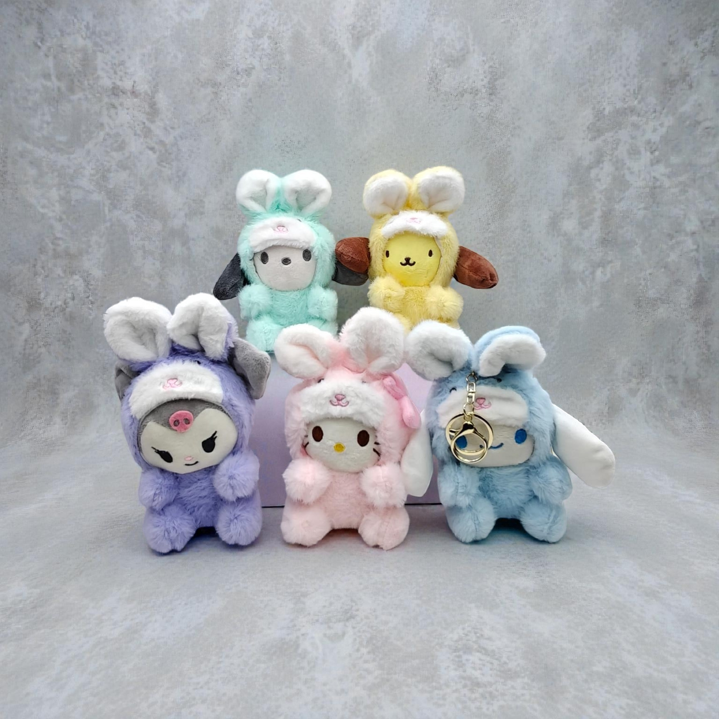 Plushies mix characters keychain (pack of 6 )