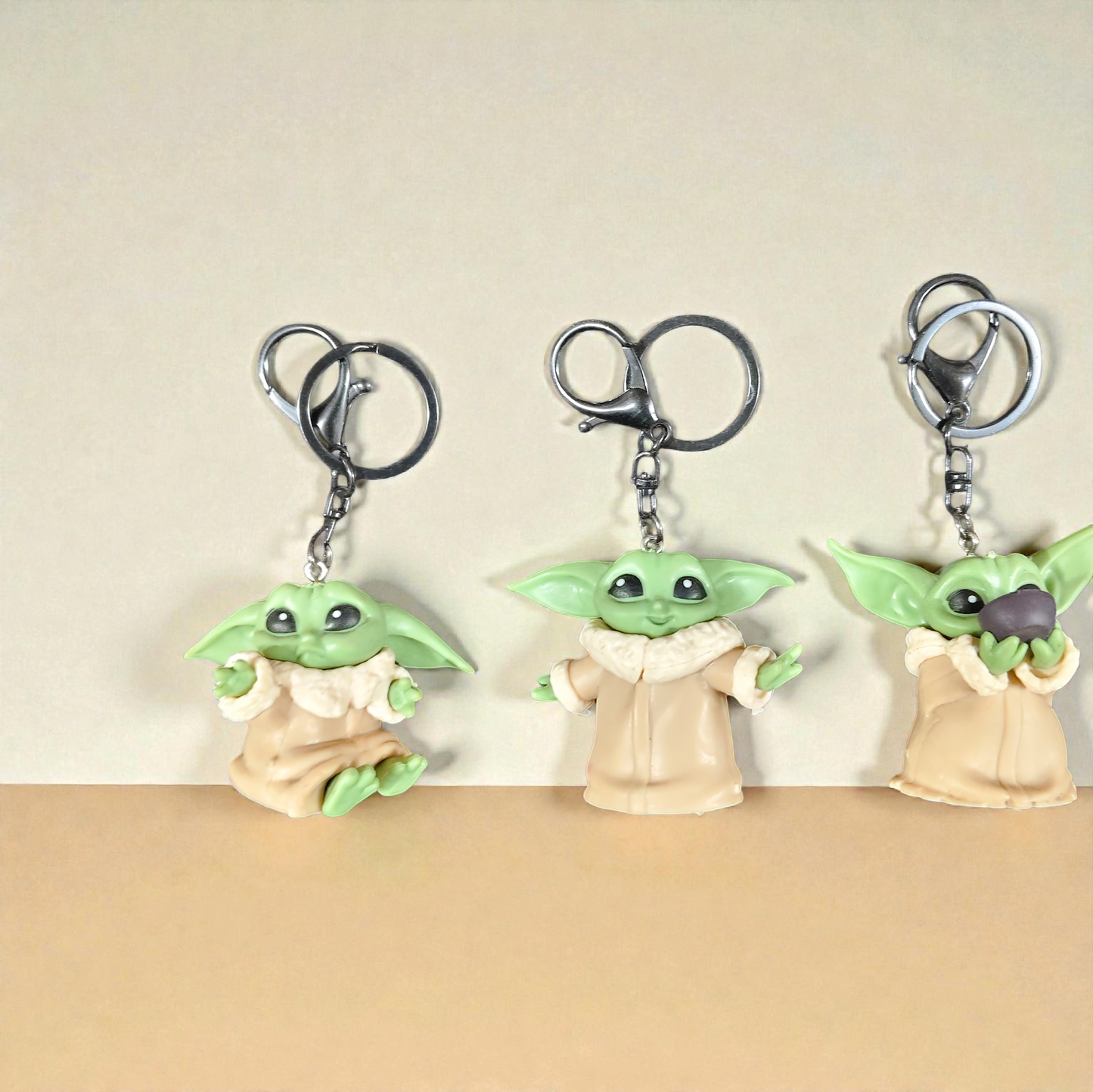 Green alien premium Keychain (pack of 3)